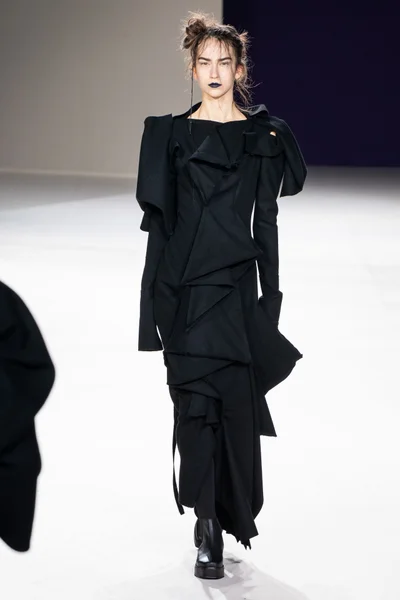 Look 22